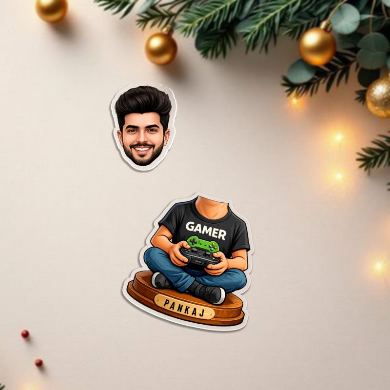 Personalized Gamer Bobblehead Caricature Custom with Face Cutout & Name Car Dashboard Decor for Men, Boys, and Gaming Lover Ideal Gift for Birthdays Solar Powered Moving Head